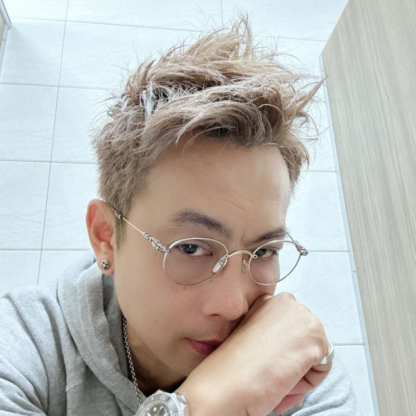 画像7: Silver Arrow 74A シルバーアロー カラーワックス 銀 36g 【日本製】【無香料】【シャンプーでサッと洗い流せる１日派手髪】 (7)